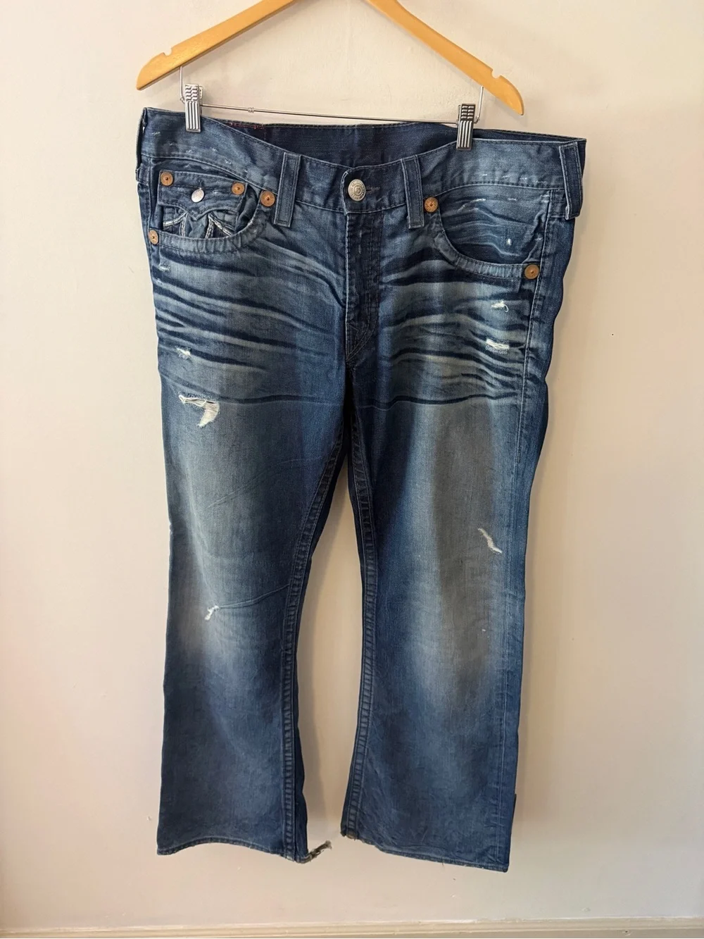 Y2K vintage True Religion Men’s Dark Blue Distressed Jeans Rainbow Billy